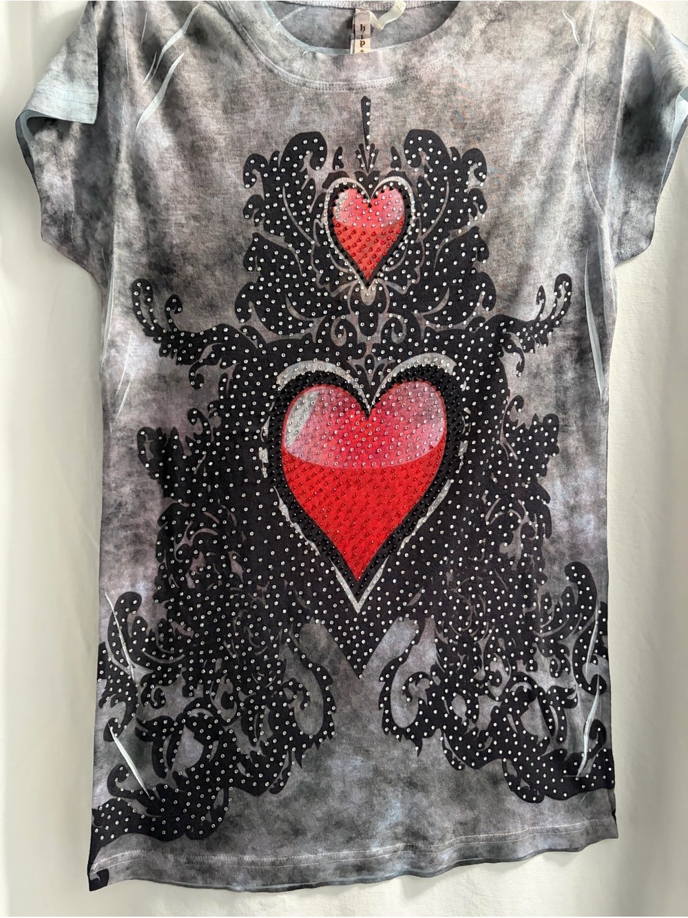 Girls' Gray Graphic Heart Tee with Red Accent